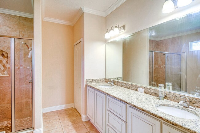 Building Photo - 1 Slate Blue Pl