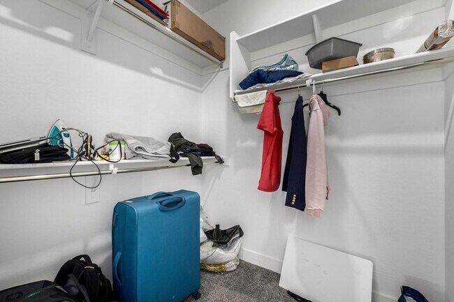 Building Photo - 6759 N 128th Dr