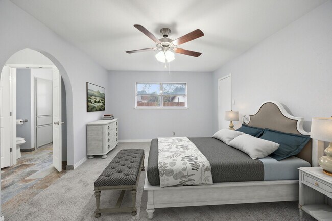 Building Photo - 4104 Plantation Dr