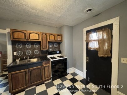 Building Photo - 3429 2nd Ave S