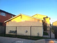 Building Photo - 10318 Main St