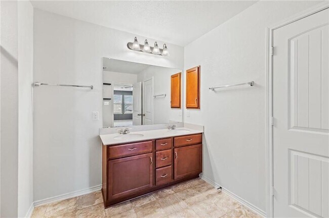 Building Photo - 7937 Arezzo Dr