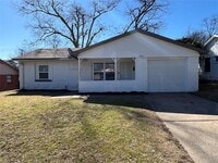 Building Photo - 936 Bluewood Dr