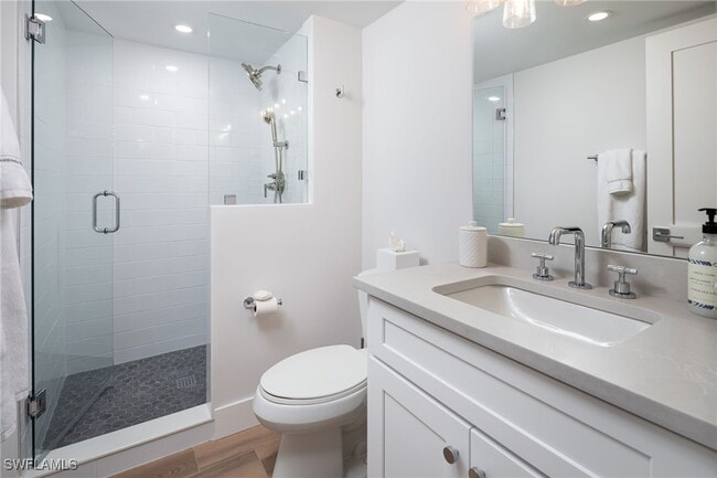 Building Photo - 10475 Gulf Shore Dr