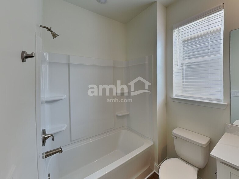 Building Photo - 3622 Creek View Cir