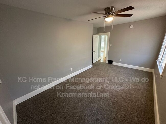 Building Photo - 2535 Charlotte St