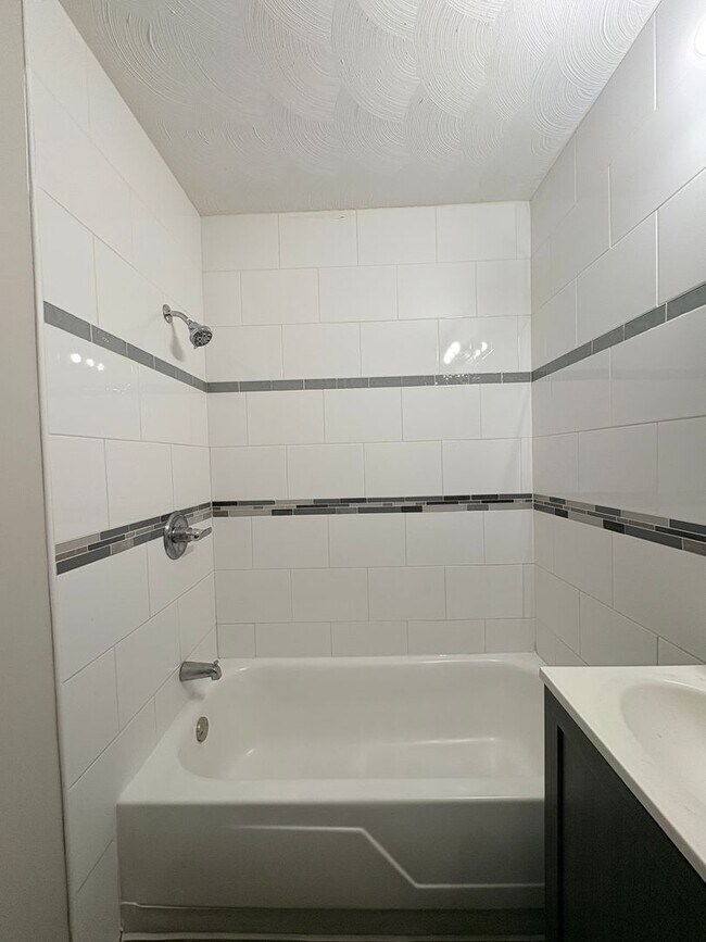 Building Photo - Experience Luxury Living at Bellagio Living I: Modern Apartments in Lawrence, Indiana