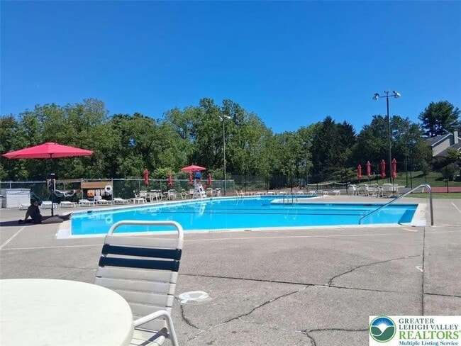 Building Photo - 8315 Countryside Ln