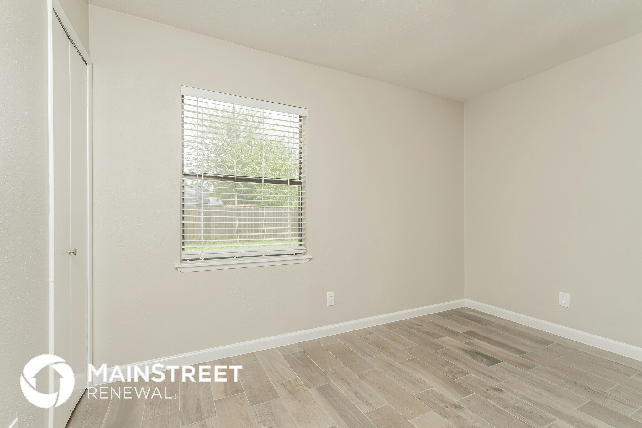 Building Photo - 4209 Driscoll Dr