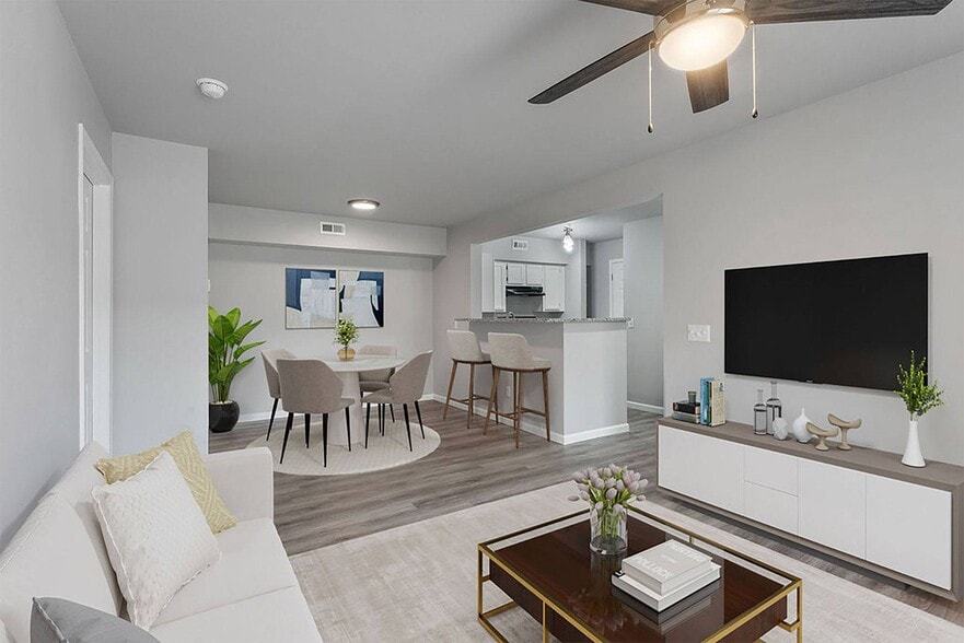 Primary Photo - Creekside Clearing Apartments