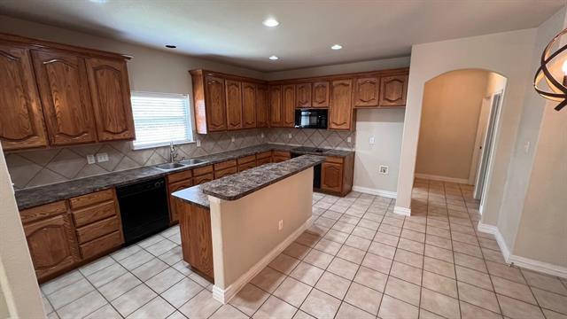 Building Photo - 1416 Snowberry Dr