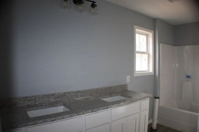 Building Photo - Available end of February!