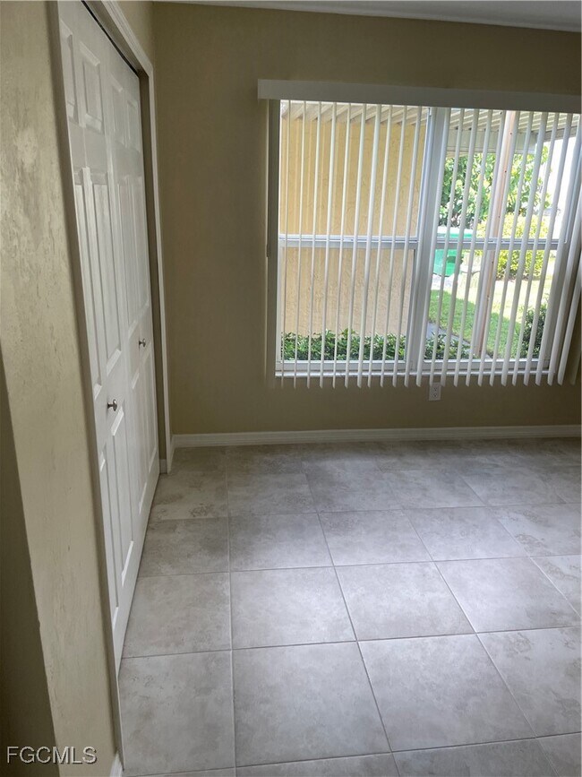 Building Photo - 408 Tudor Dr