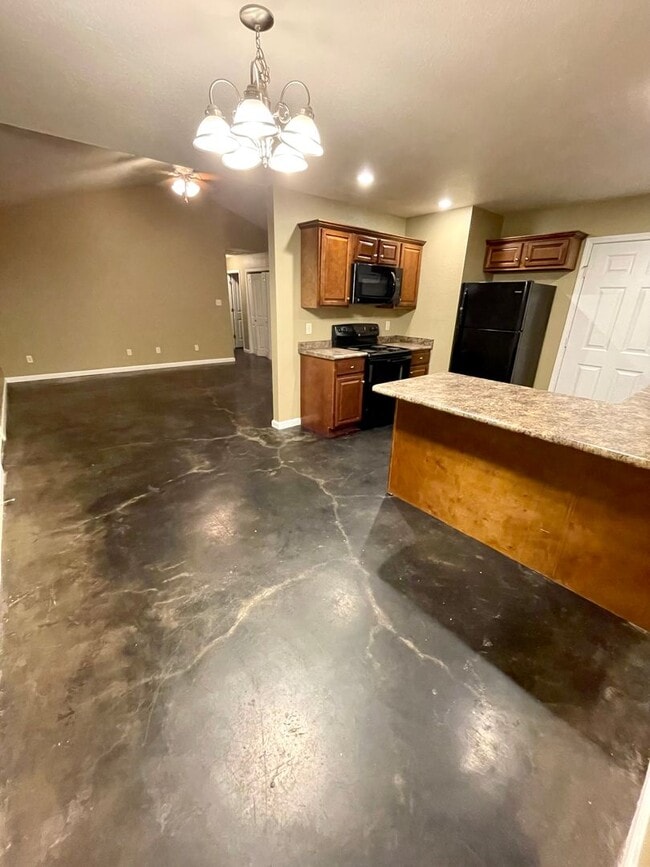 Building Photo - 3 Bed / 2 Bath in Brookland!