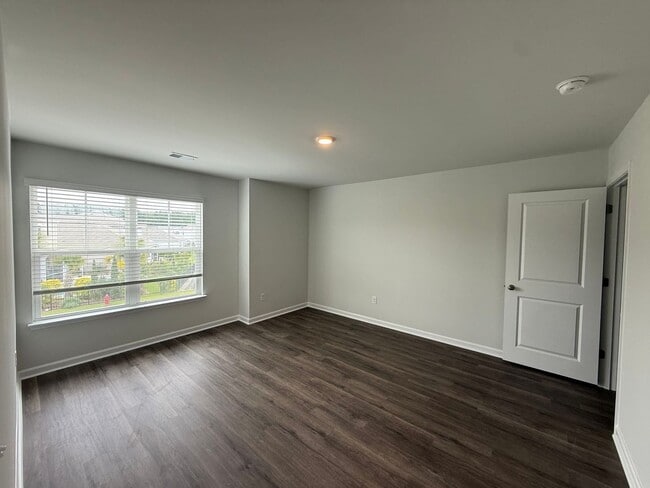 Building Photo - Murrells Inlet - 3 Bedroom / 2.5 Bathroom Home
