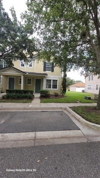 Building Photo - 7325 Brightland St