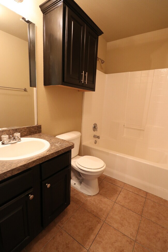 Building Photo - 3009 Breton St