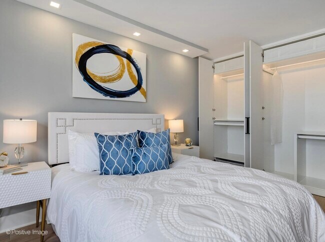 Building Photo - 1355 N Sandburg Terrace