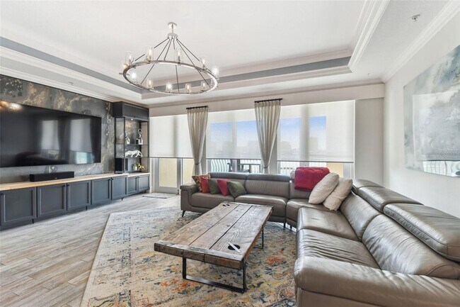 Building Photo - 200 Skiff Point