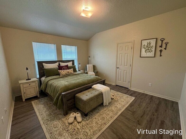 Building Photo - 2609 Vernice Loop