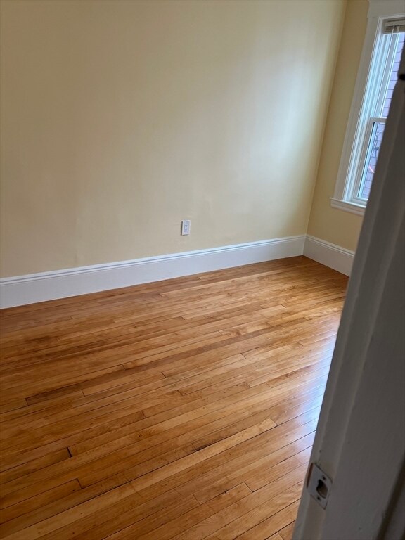 Building Photo - 5 Dawes Ter