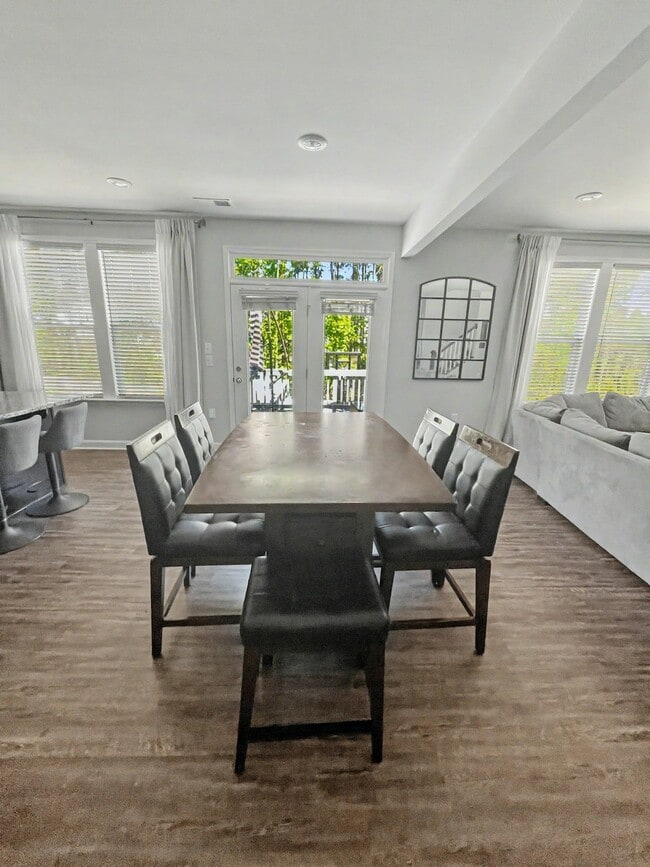 Building Photo - 81 Alder Creek Ct