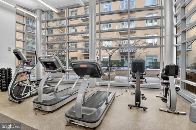 Building Photo - 6506 America Blvd