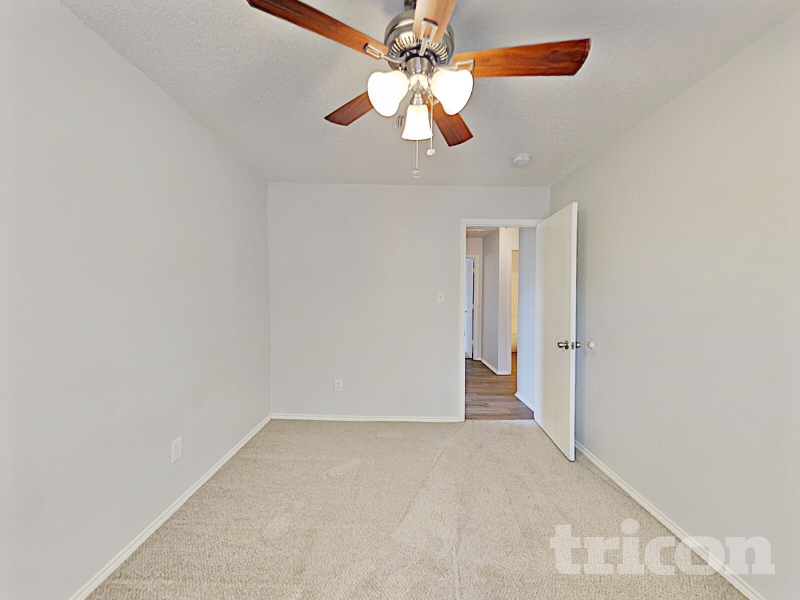 Building Photo - 714 Charles City Dr