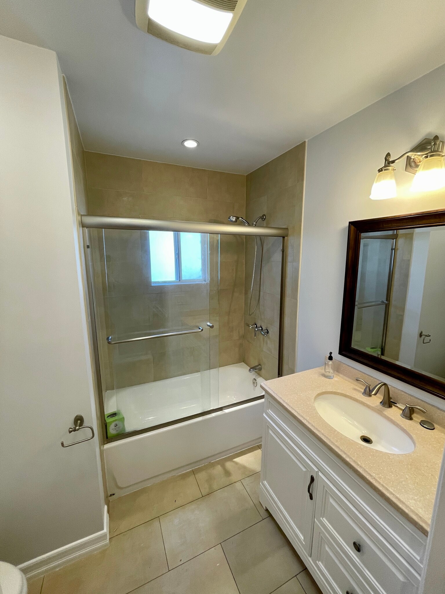 Building Photo - 5017 Edgewood Pl