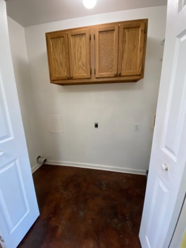 Building Photo - 360 Andre Ave