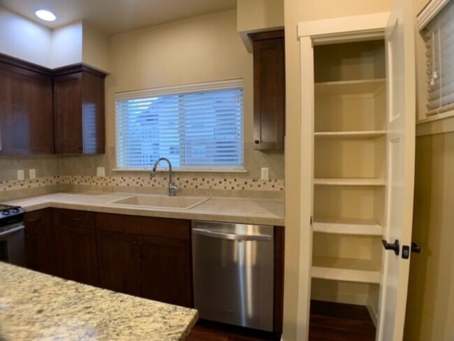 Building Photo - 45 Central Unit - 2 Bedrooms, 2 baths, 988 Sq. Ft.