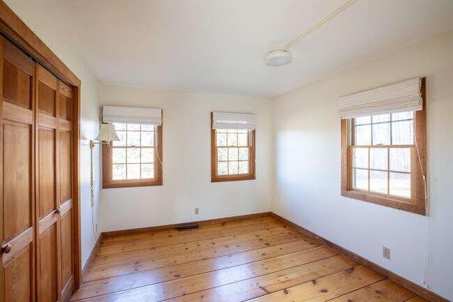 Building Photo - 396 Prindle Rd