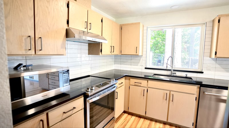 Building Photo - 6216 255th St Ct E