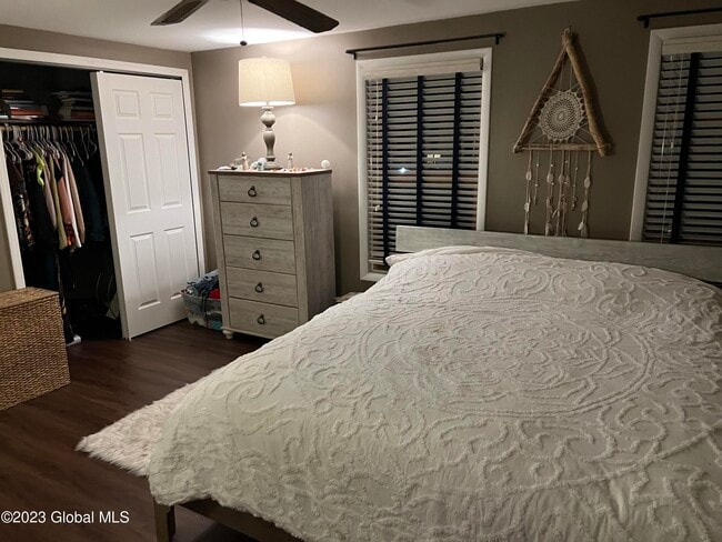 Building Photo - 93 Thimbleberry Rd