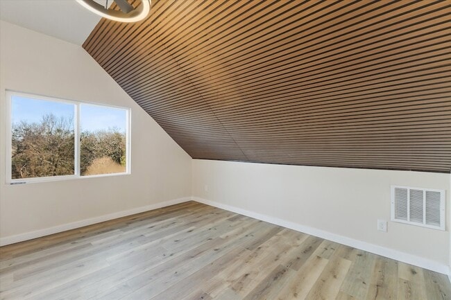 Building Photo - 2045 Chisholm Trail