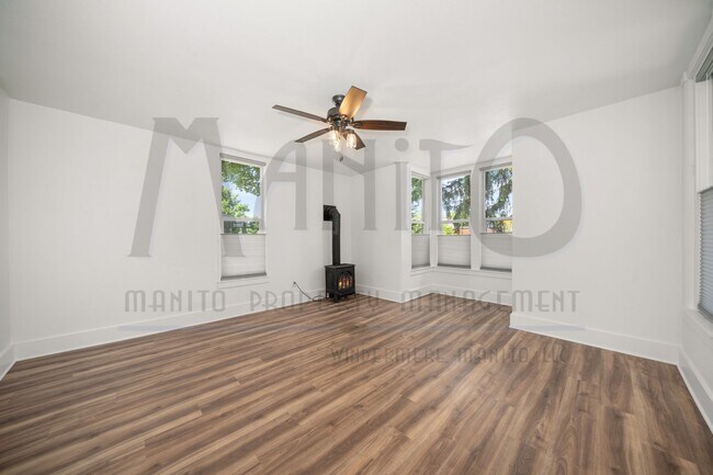 Building Photo - 1631 W 1st Ave