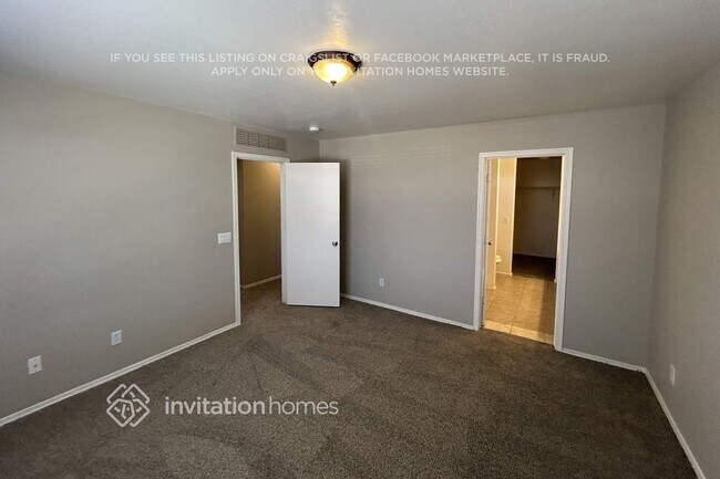 Building Photo - 3417 W Wayland Dr