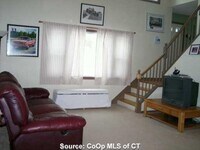 Building Photo - 5 Sunnyside Ave