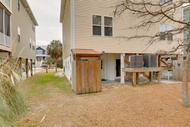 Building Photo - FURNISHED "WORK FROM HOME" RENTAL, QUIET N...