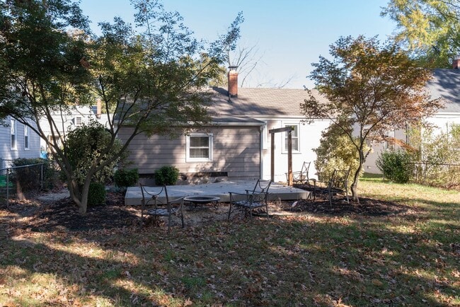 Building Photo - 2815 Irisdale Ave