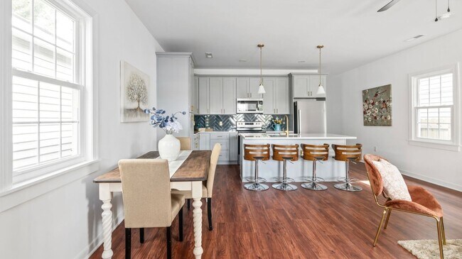 Building Photo - Fully Renovated 3BR House in Richmond