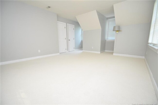 Building Photo - 101 Glen Hearth Ct
