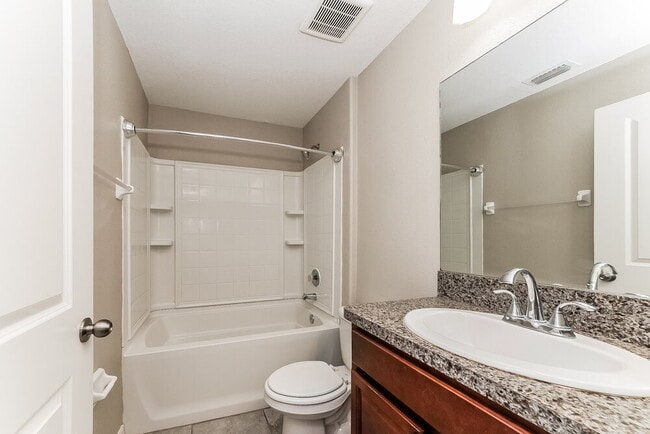 Building Photo - 1516 Climbing Dayflower Dr