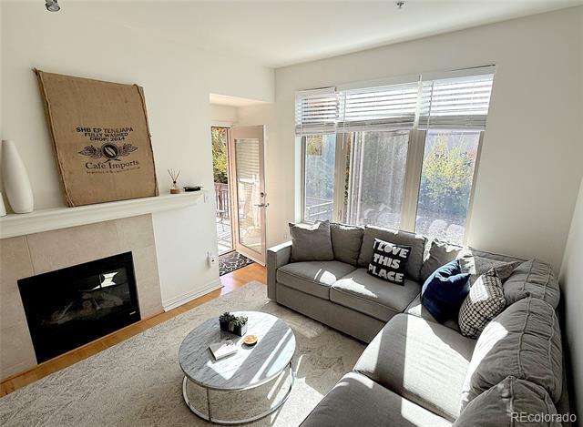 Building Photo - 2700 E Cherry Creek S Dr