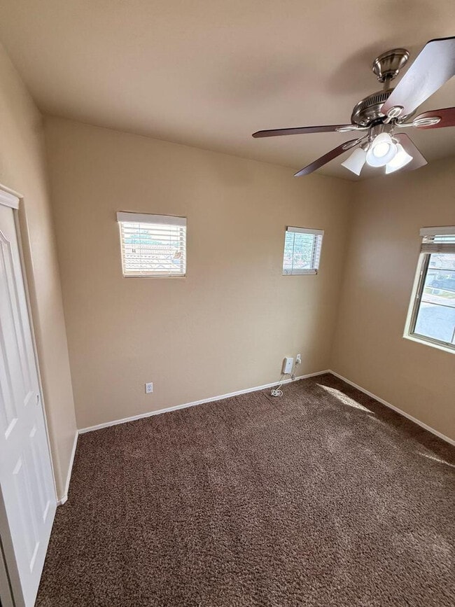 Building Photo - 8462 E Pampa Ave