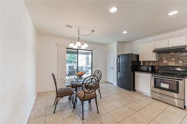 Building Photo - 8916 Milton Lease Dr