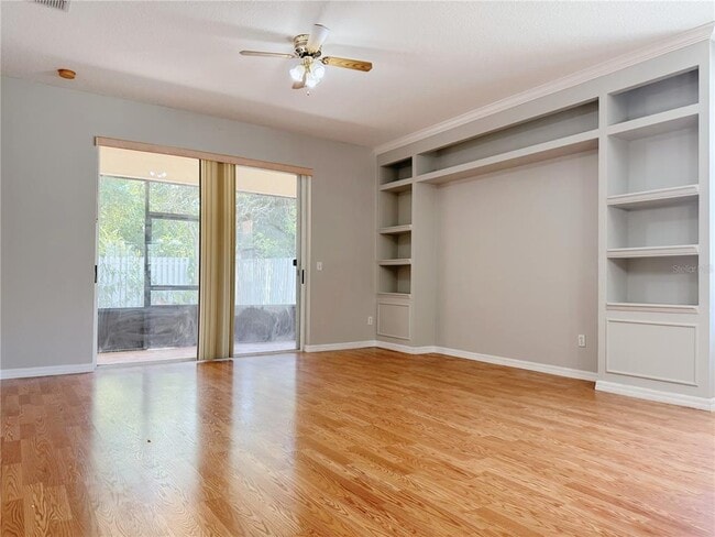 Building Photo - 5004 Alavista Dr