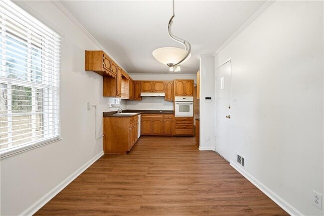 Building Photo - 4165 Williamsburg Dr