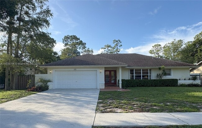 Primary Photo - 730 Daffodil Dr