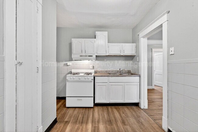 Building Photo - 6705 St Louis Ave